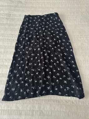 Brandy Melville Navy Floral Midi Skirt